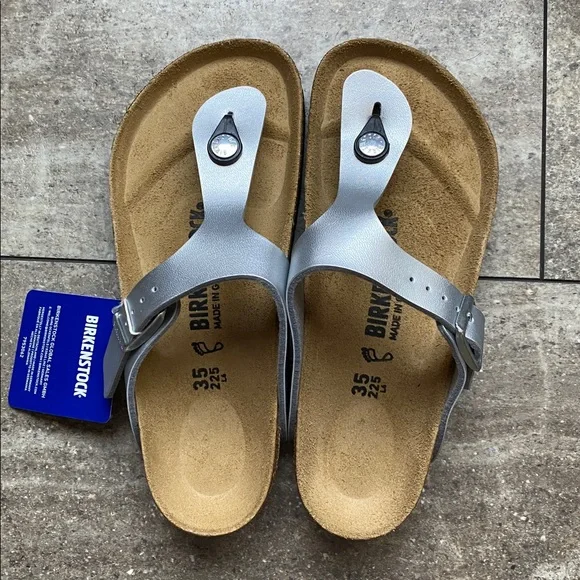 Birkenstock Gizeh BS Silver Sandals - Picture 1 of 8